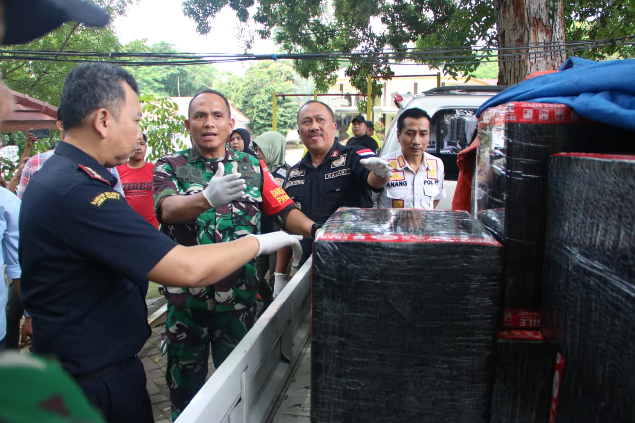 Tim SFQR Lanal Batuporon Jajaran Koarmada II Gagalkan Penyelundupan Rokok Ilegal